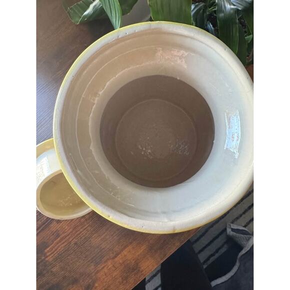 Vintage 1970s Country Yellow Hand-Painted "5 Gallon Pure Milk" Ceramic Canister - Picture 7 of 10